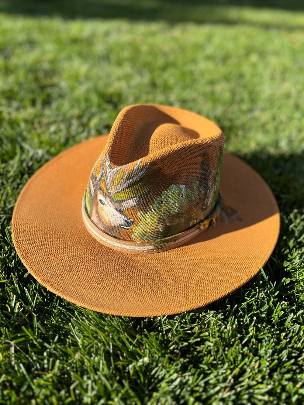 Unisex Hand-Painted Tan Fedora Hat Deer Motif